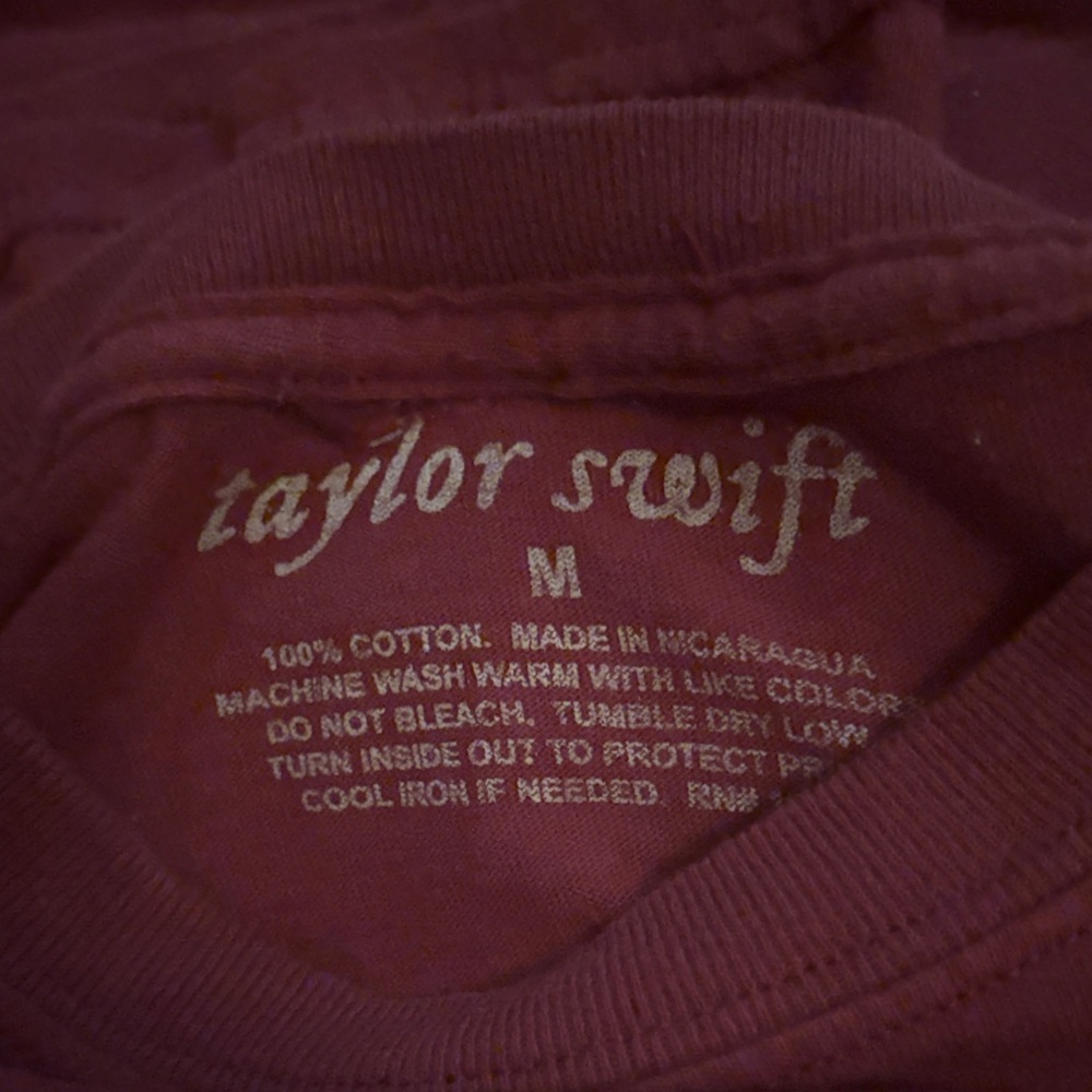 Taylor Swift Burgundy Graphic Tee - Picture 2 of 2